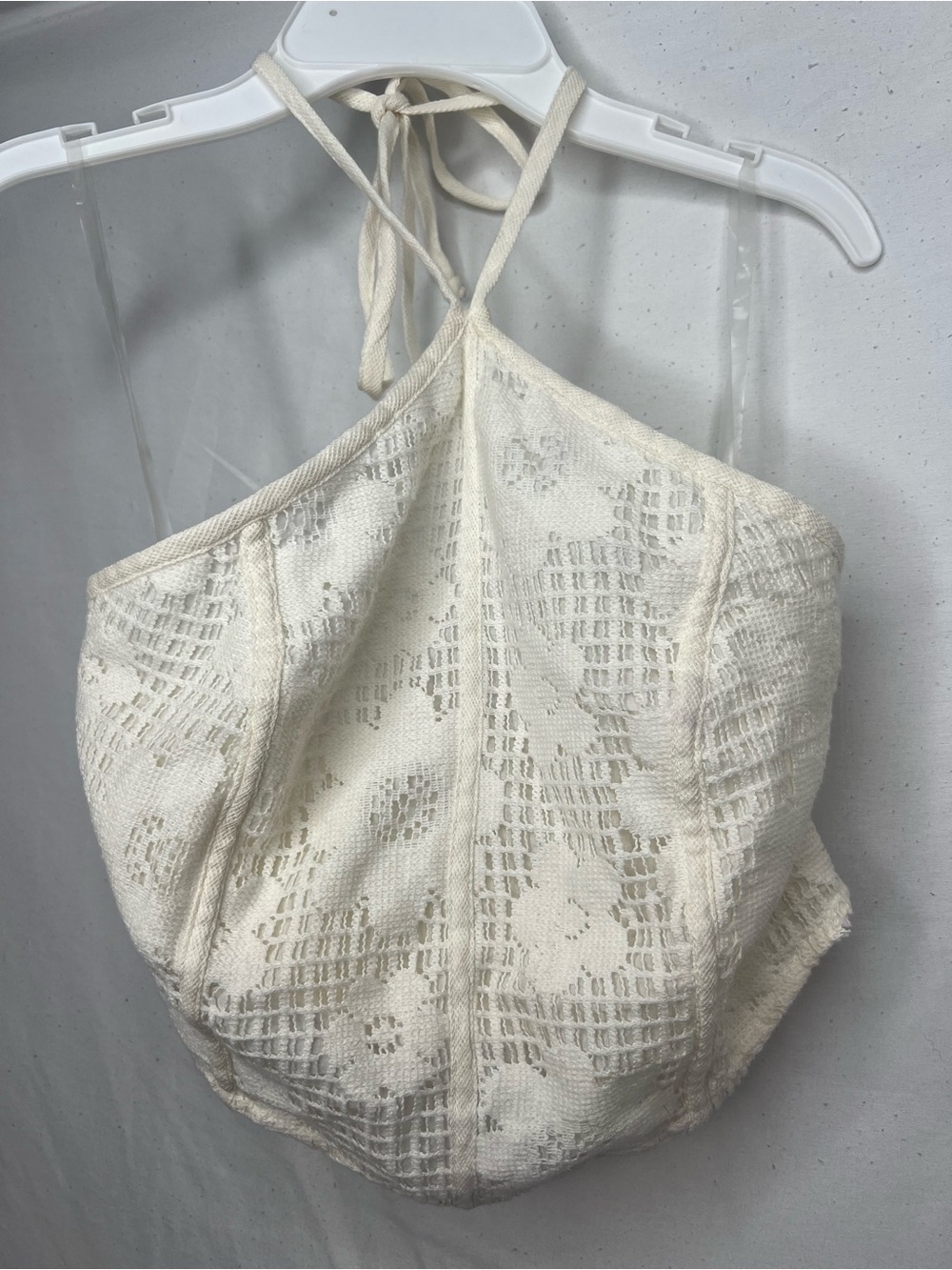 American Eagle Outfitters Cream Lace Halter Crop Top